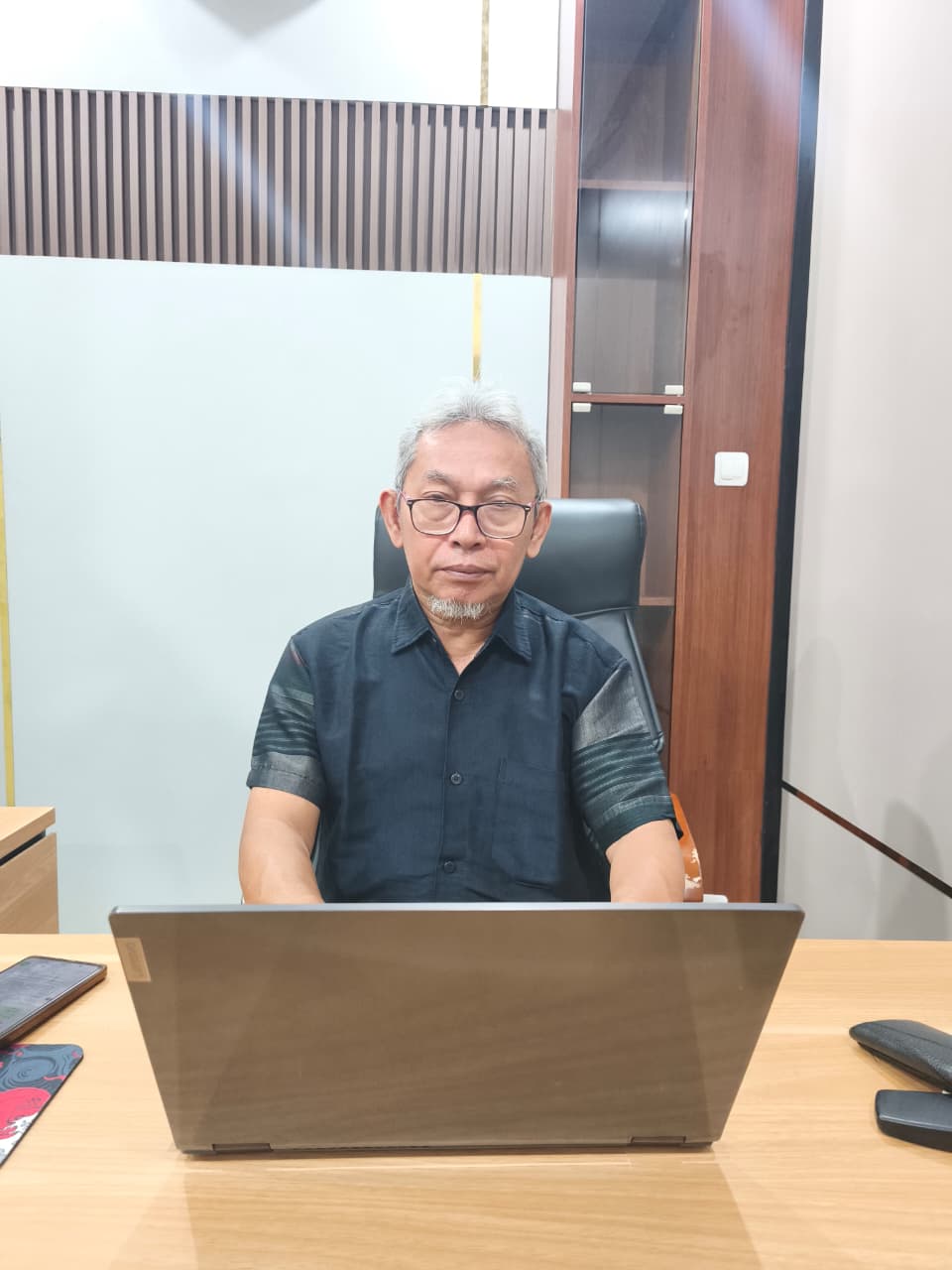 direktur-utama
